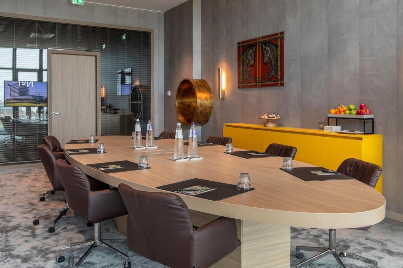 Van Der Valk Hotel デーフェンター エクステリア 写真