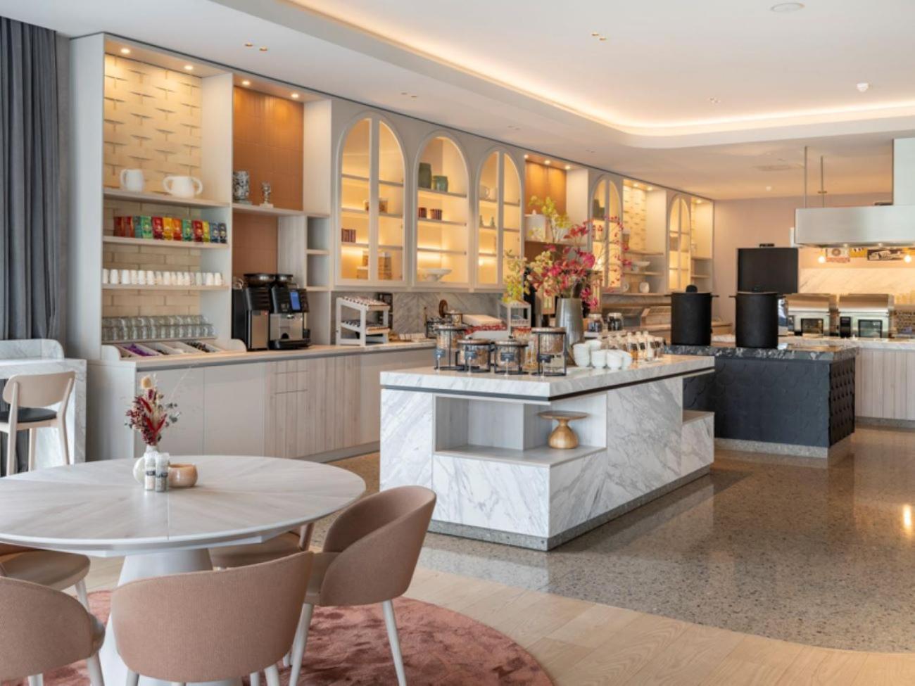 Van Der Valk Hotel デーフェンター エクステリア 写真