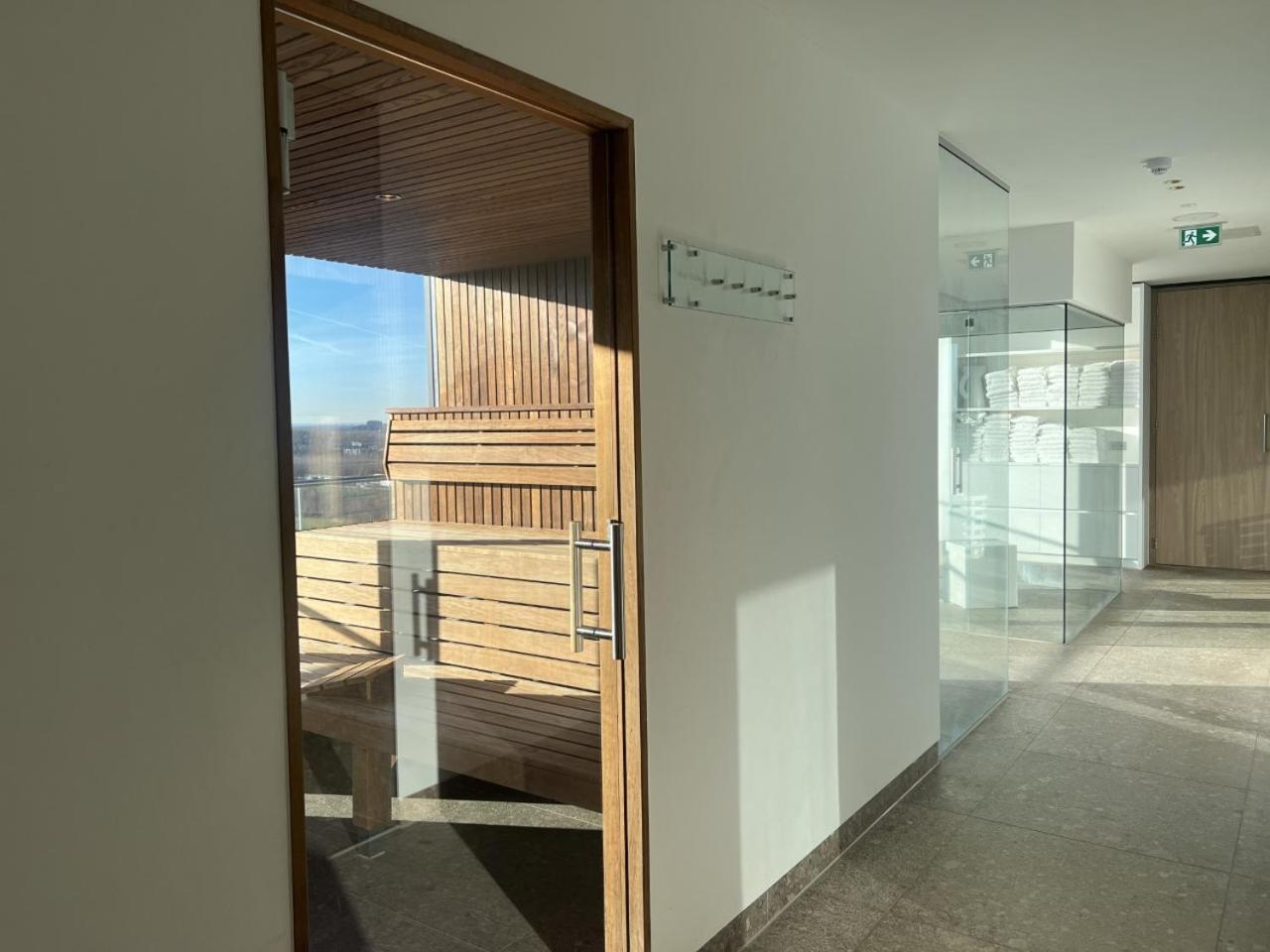 Van Der Valk Hotel デーフェンター エクステリア 写真