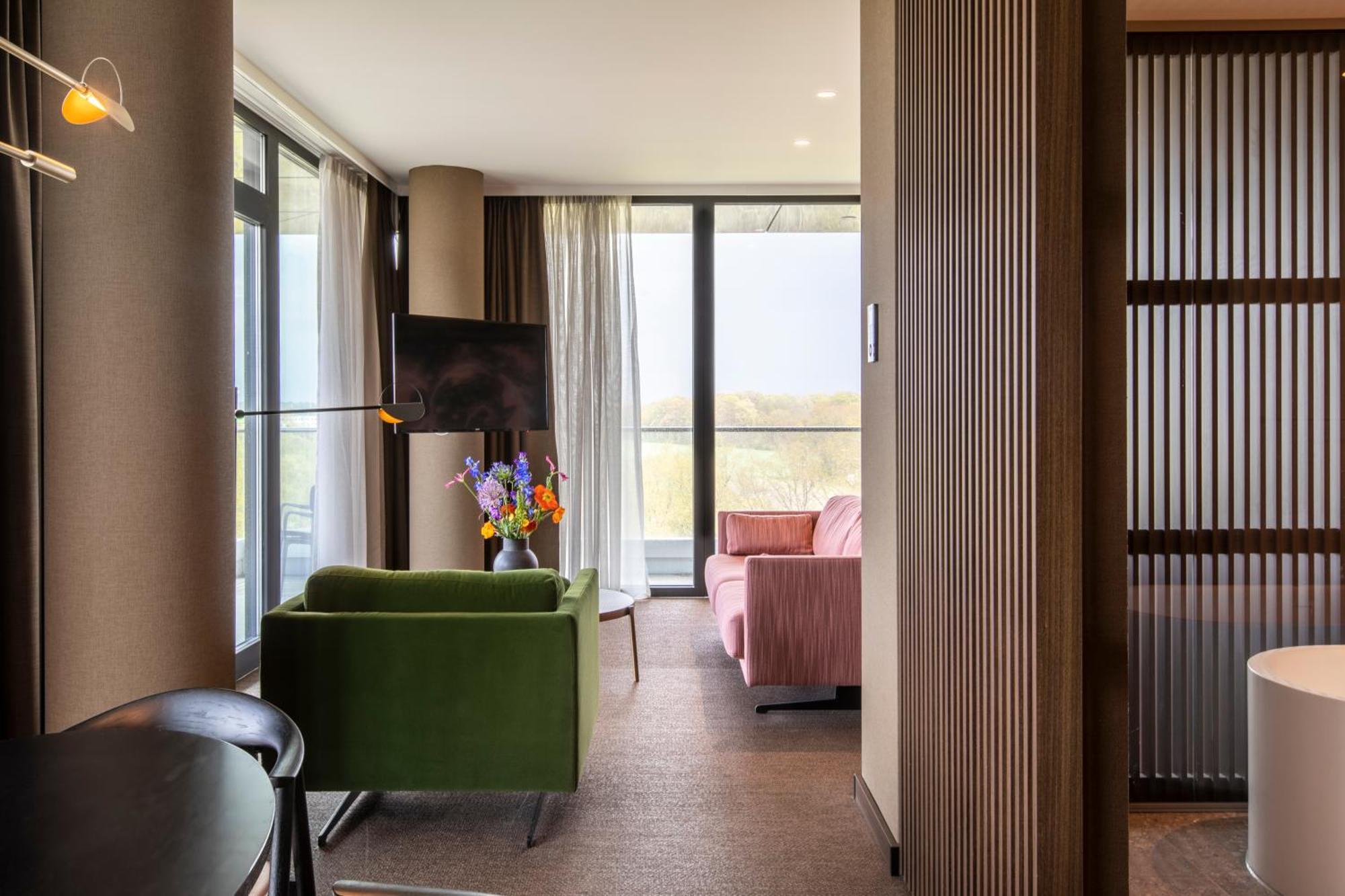 Van Der Valk Hotel デーフェンター エクステリア 写真